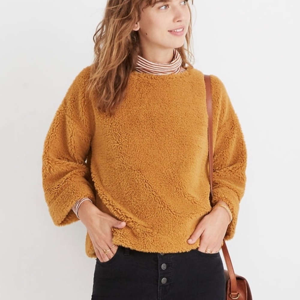 NWOT MADEWELL superfurry oversize top women’s Size Large.